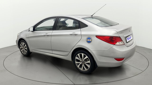 View Hyundai Fluidic Verna Image 2 Used Hyundai Fluidic Verna Image 2