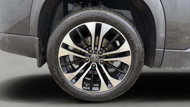 View MG Hector Plus Image 35 Used MG Hector Plus Image 35