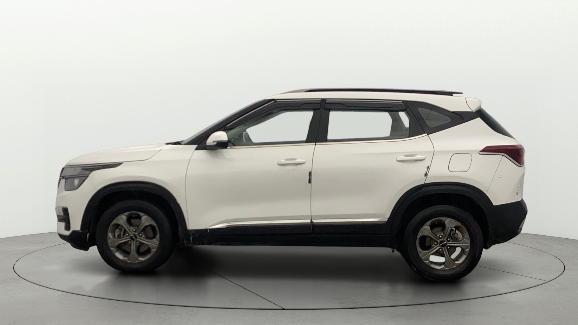 View 2022 Kia Seltos HTK Plus Diesel Image 6 Used 2022 Kia Seltos HTK Plus Diesel Image 6