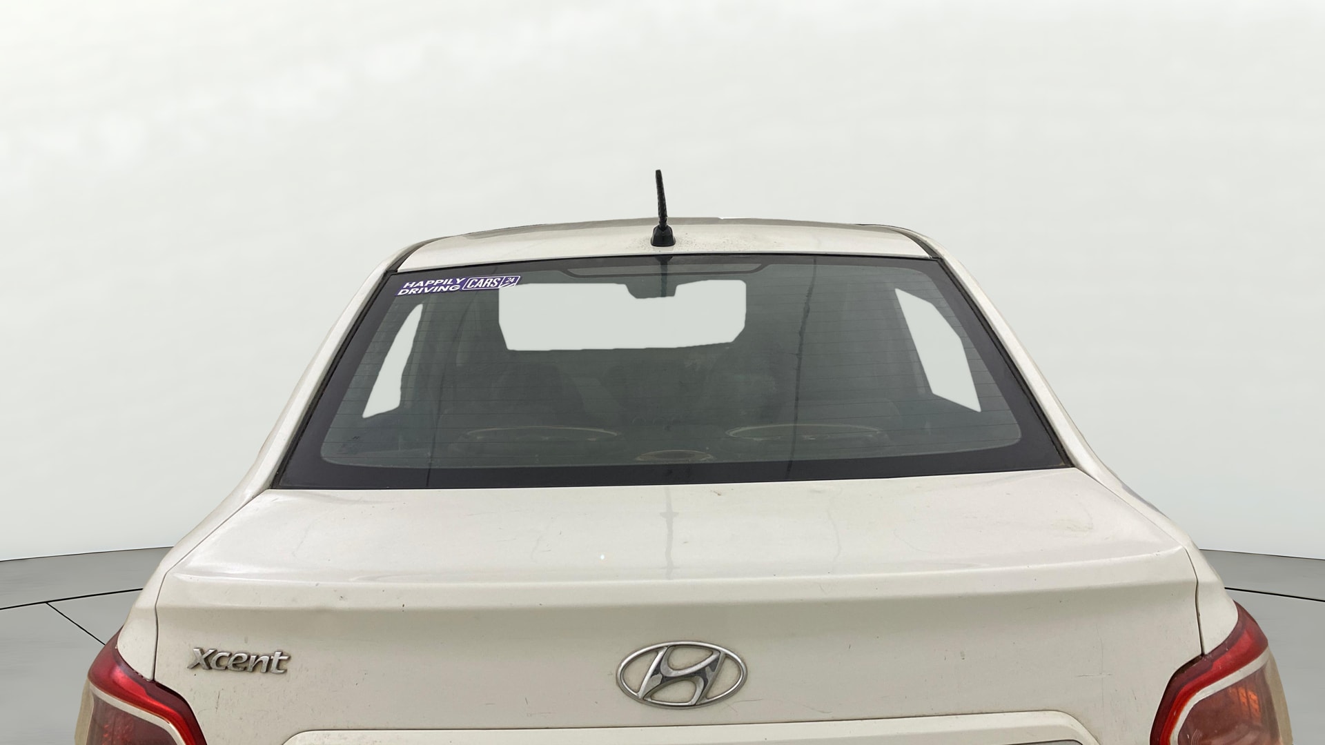 View 2015 Hyundai Xcent E Petrol Image 4 Used 2015 Hyundai Xcent E Petrol Image 4