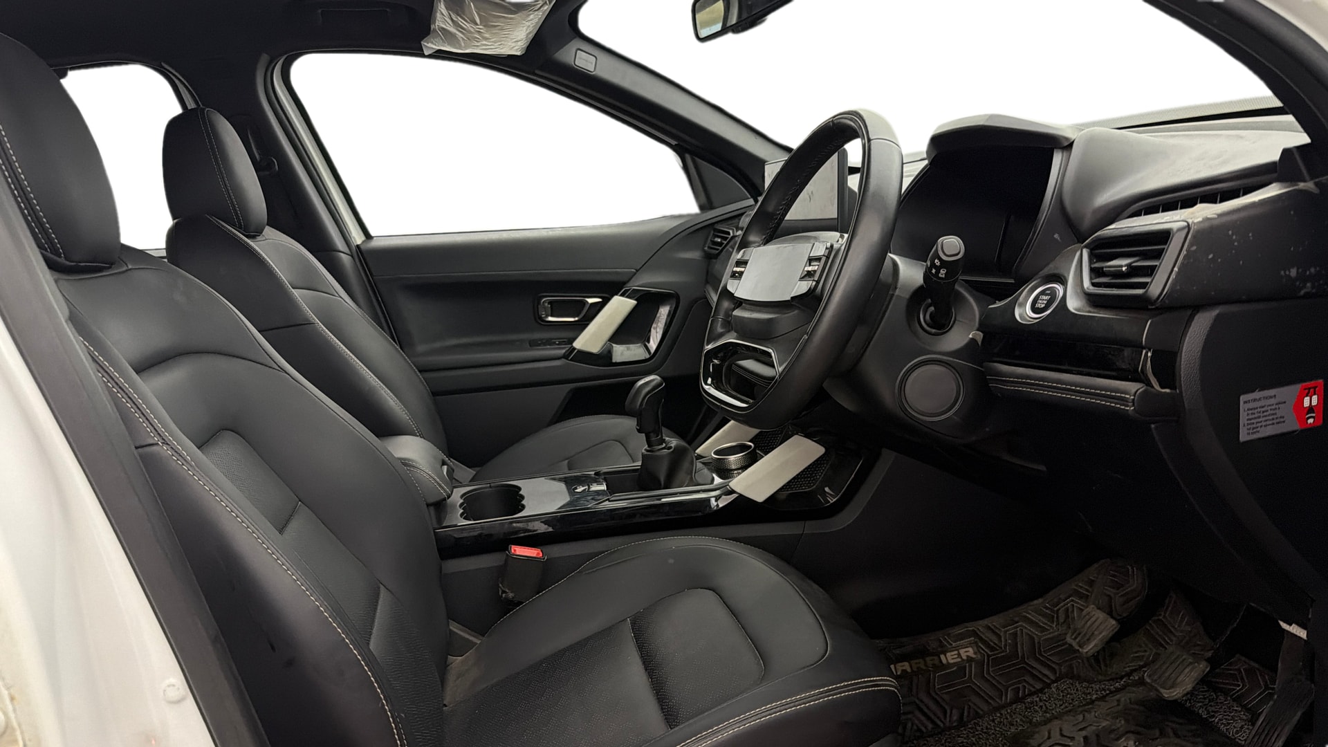 View 2024 Tata Harrier XE Image 28 Used 2024 Tata Harrier XE Image 28