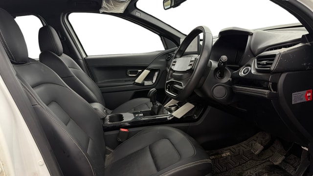 View Tata Harrier Image 28 Used Tata Harrier Image 28
