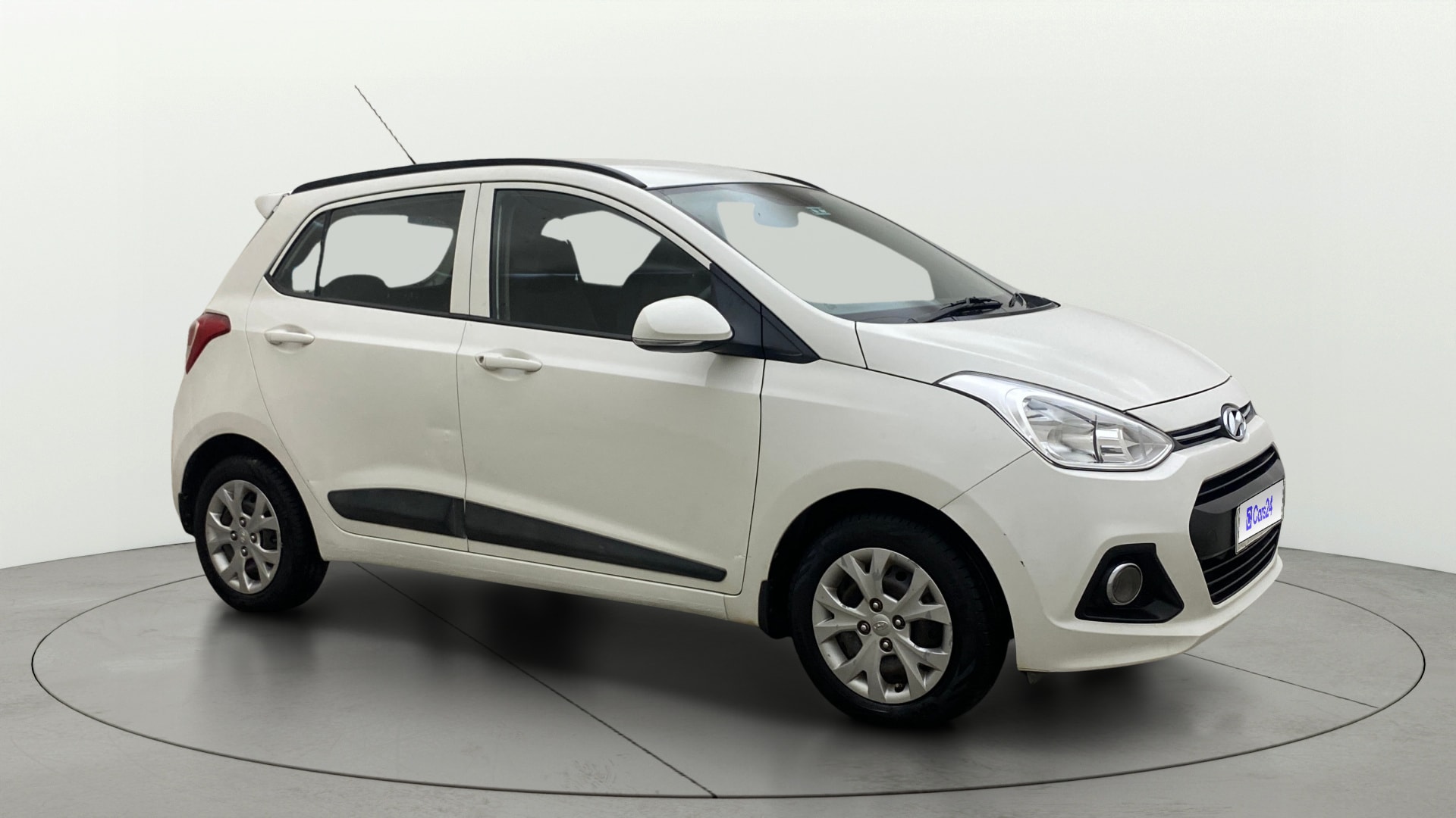 View 2017 Hyundai Grand i10 1.1 Sportz Diesel Image 35 Used 2017 Hyundai Grand i10 1.1 Sportz Diesel Image 35