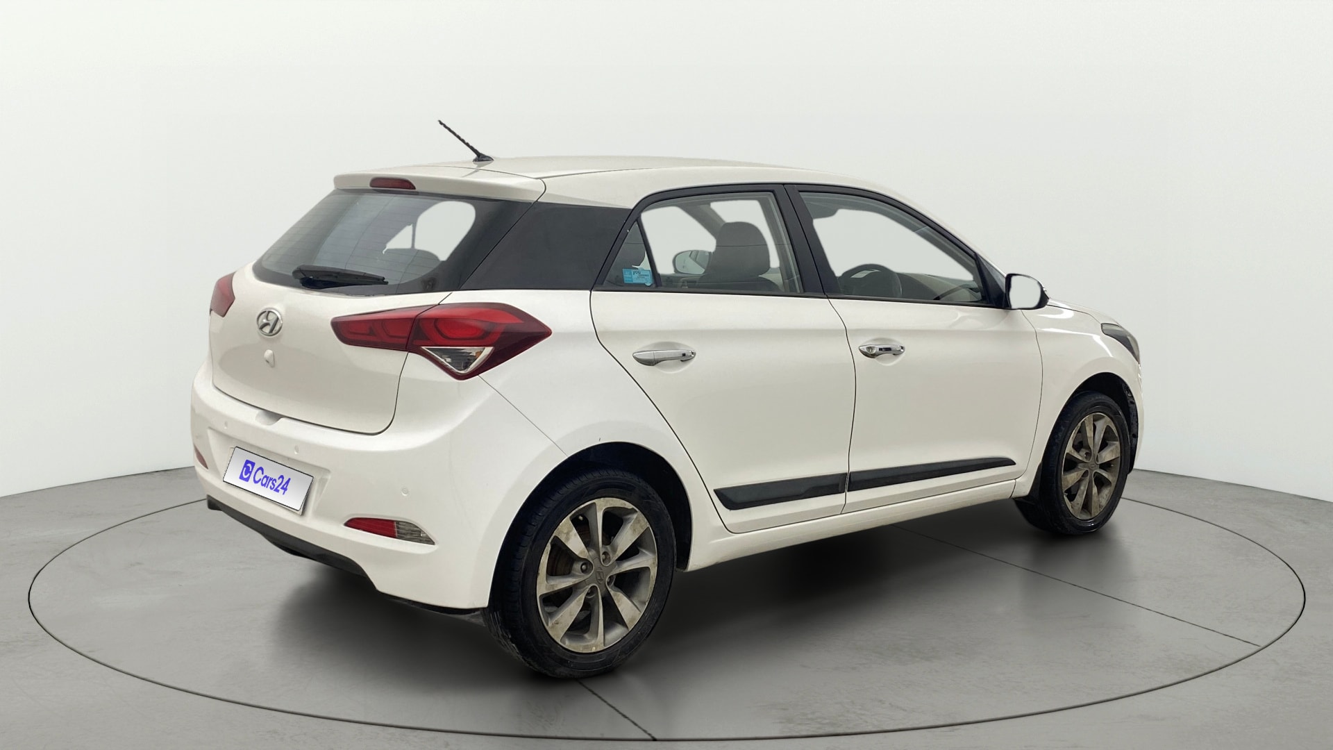 View 2015 Hyundai Elite i20 1.4 Asta Diesel Image 43 Used 2015 Hyundai Elite i20 1.4 Asta Diesel Image 43