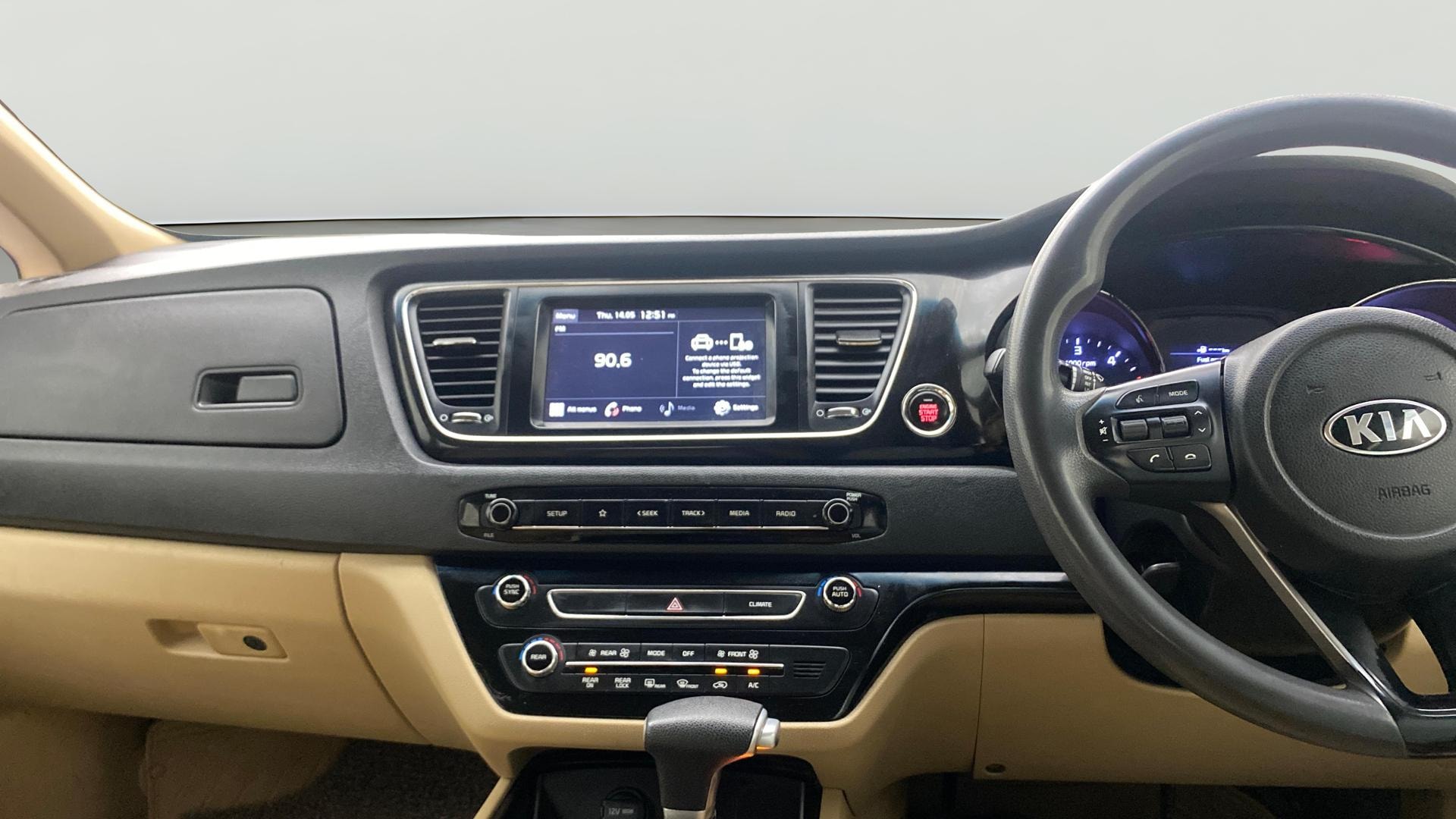 View 2022 Kia Carnival Premium 7 STR Image 34 Used 2022 Kia Carnival Premium 7 STR Image 34
