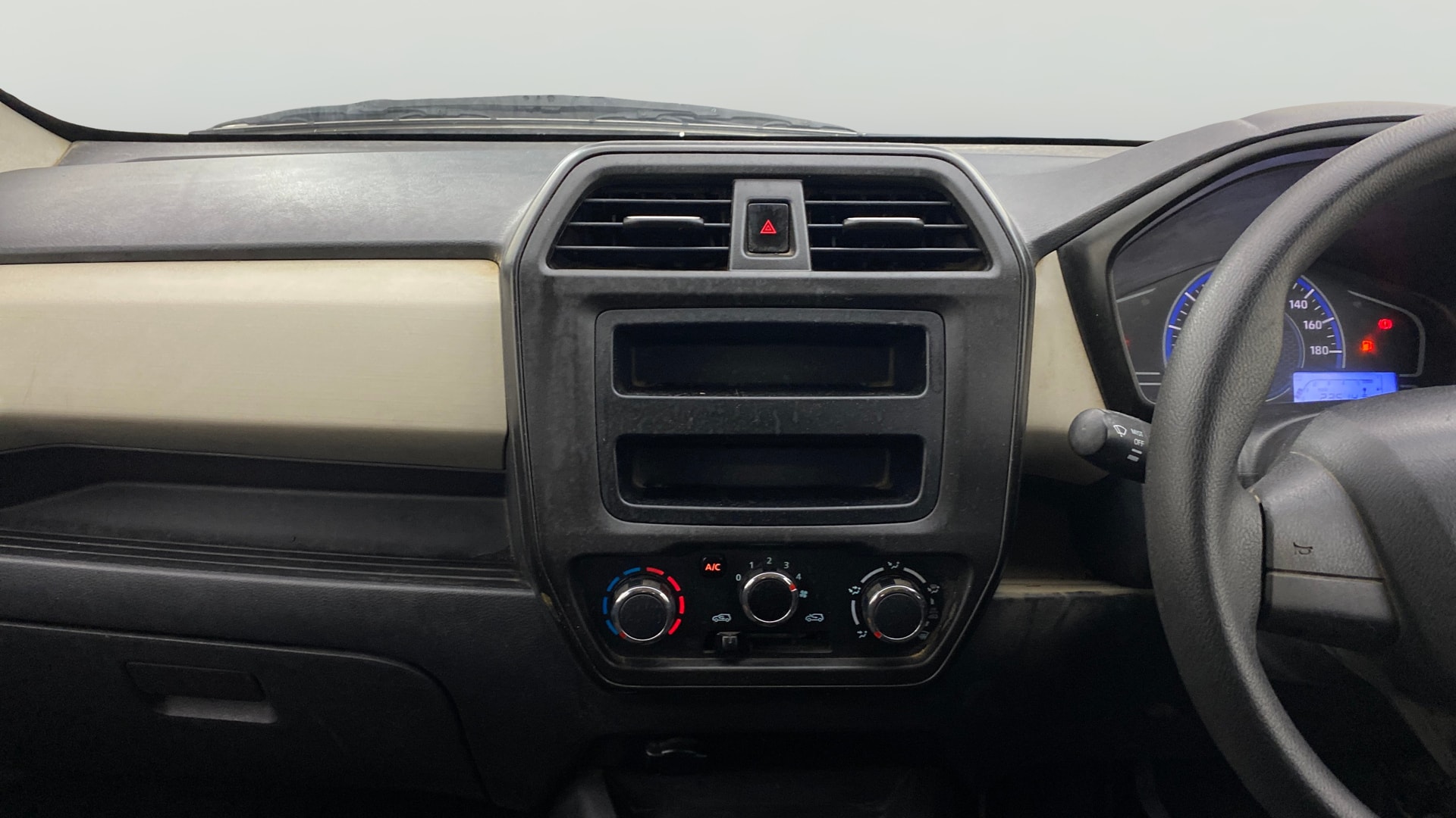 View 2021 Datsun Redi GO A Image 30 Used 2021 Datsun Redi GO A Image 30