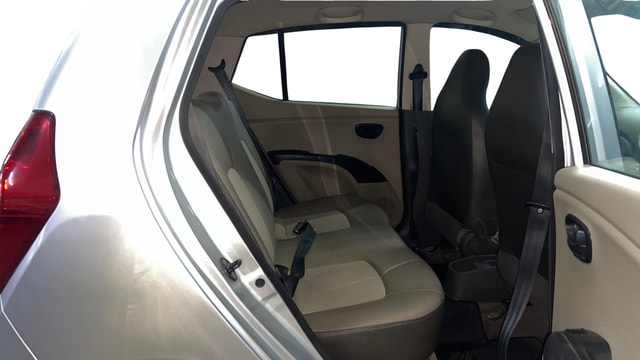 View Hyundai i10 Image 28 Used Hyundai i10 Image 28