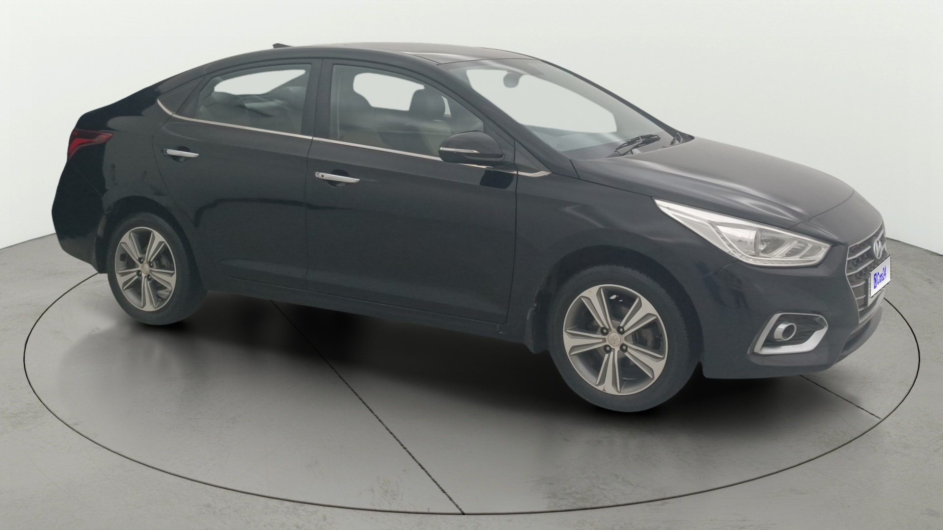 View 2018 Hyundai Verna 1.6 VTVT SX Image 14 Used 2018 Hyundai Verna 1.6 VTVT SX Image 14