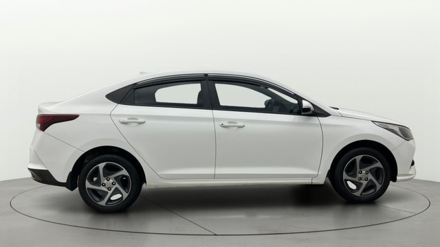 View Hyundai Verna Image 8 Used Hyundai Verna Image 8