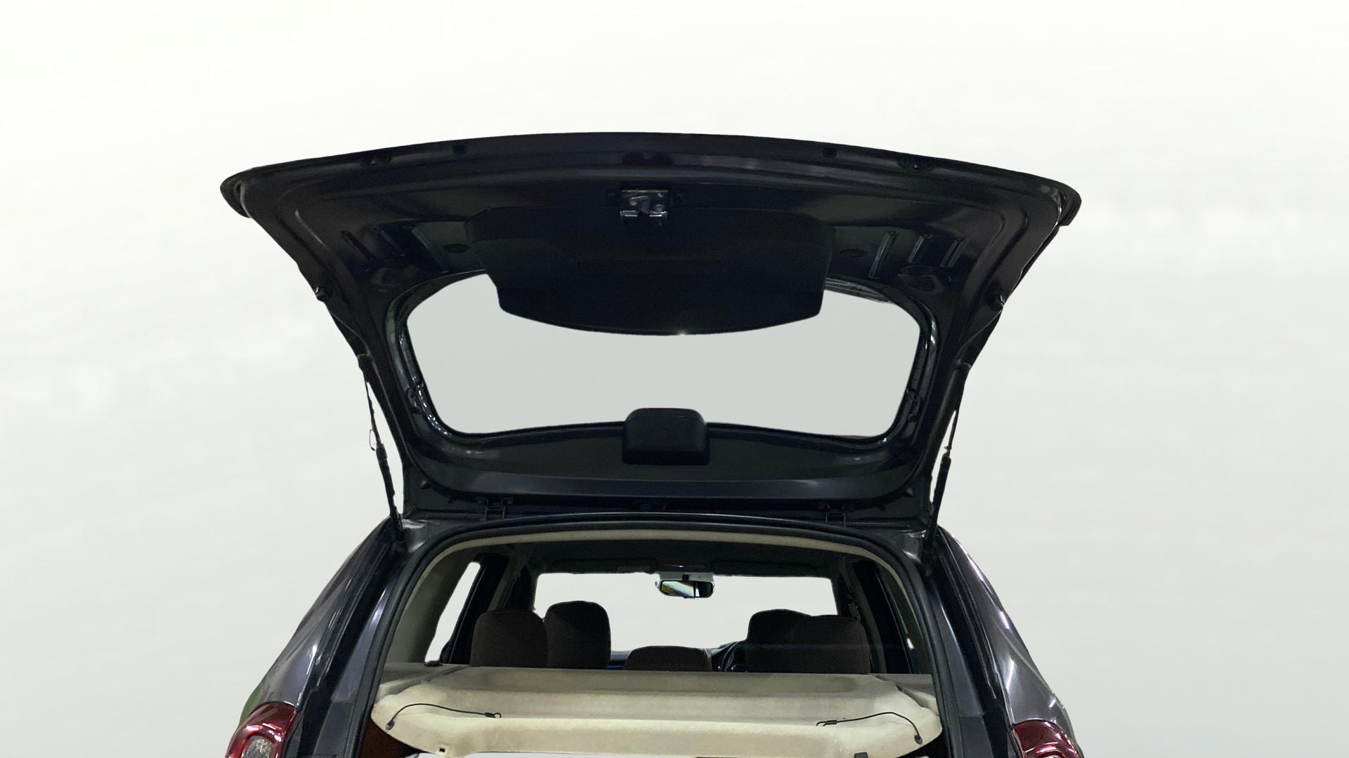 View 2021 Renault Duster 1.3L Turbo Petrol RXZ CVT Image 32 Used 2021 Renault Duster 1.3L Turbo Petrol RXZ CVT Image 32