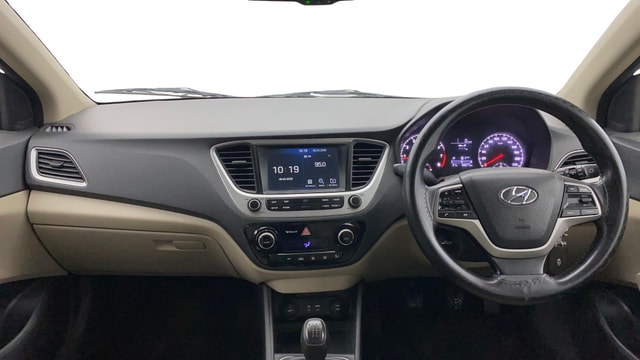 View Hyundai Verna Image 16 Used Hyundai Verna Image 16