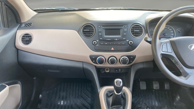 View Hyundai Grand i10 Image 17 Used Hyundai Grand i10 Image 17