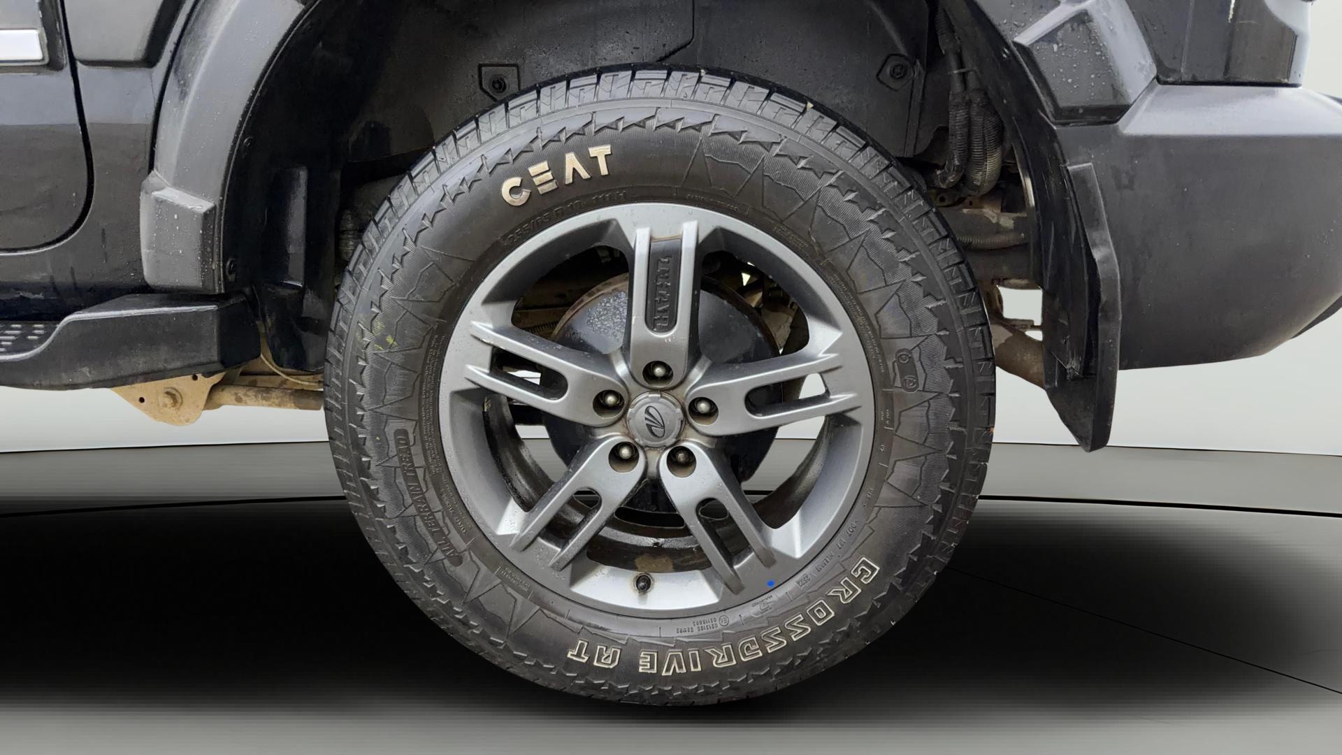 View 2022 Mahindra Thar AX Standard Manual Soft Top 6 Seater Image 11 Used 2022 Mahindra Thar AX Standard Manual Soft Top 6 Seater Image 11