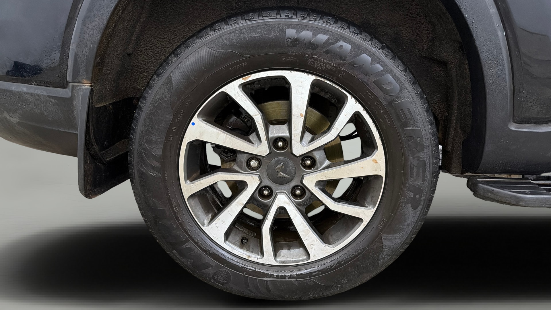 View 2023 Mahindra Scorpio-N Z2 7 STR Petrol Image 35 Used 2023 Mahindra Scorpio-N Z2 7 STR Petrol Image 35