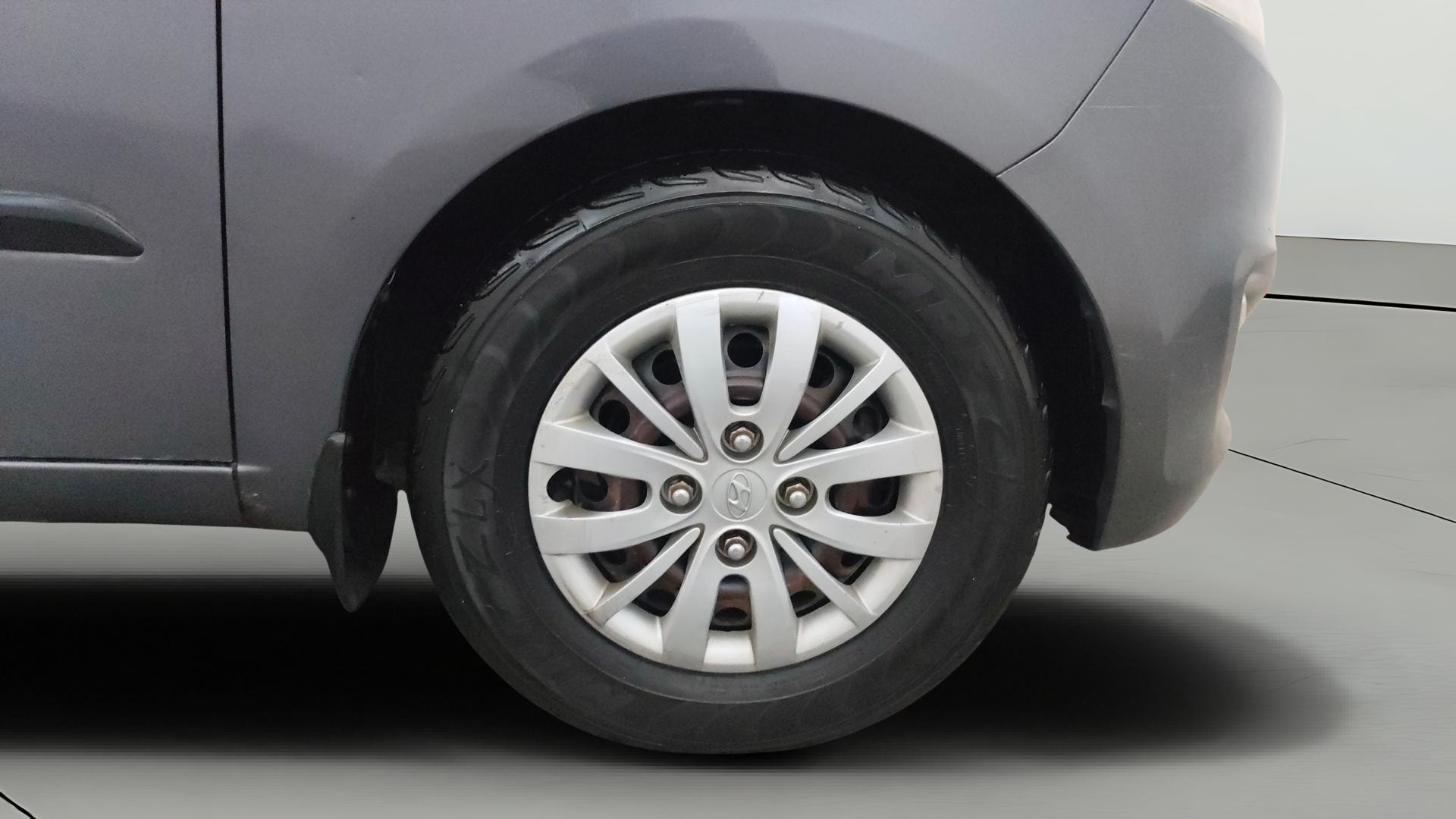 View 2015 Hyundai i10 1.2 Asta MT Image 39 Used 2015 Hyundai i10 1.2 Asta MT Image 39