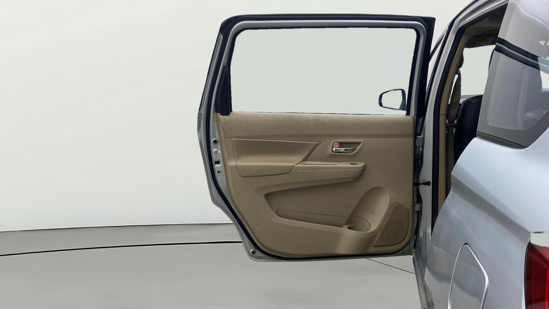 View 2023 Maruti Suzuki 1000 Base Variant Image 23 Used 2023 Maruti Suzuki 1000 Base Variant Image 23