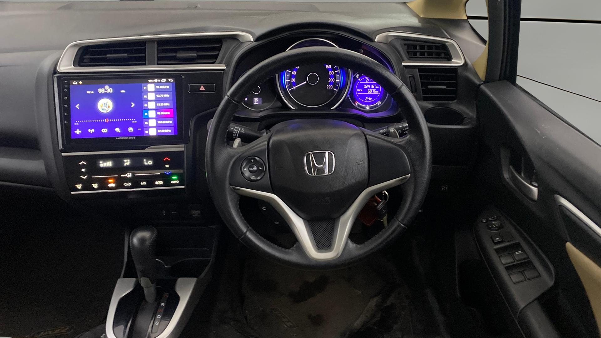 View 2017 Honda Jazz E MT Diesel Image 20 Used 2017 Honda Jazz E MT Diesel Image 20