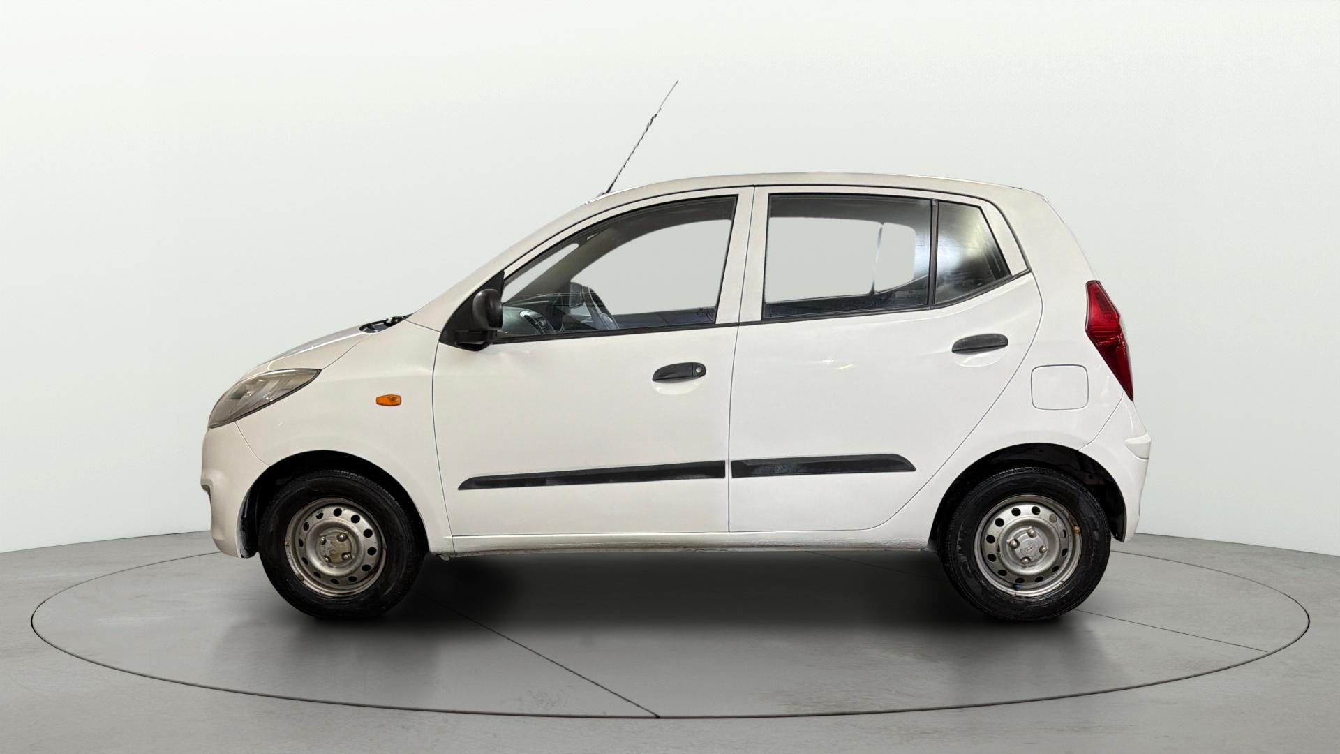 View 2015 Hyundai i10 1.1 Magna Image 24 Used 2015 Hyundai i10 1.1 Magna Image 24
