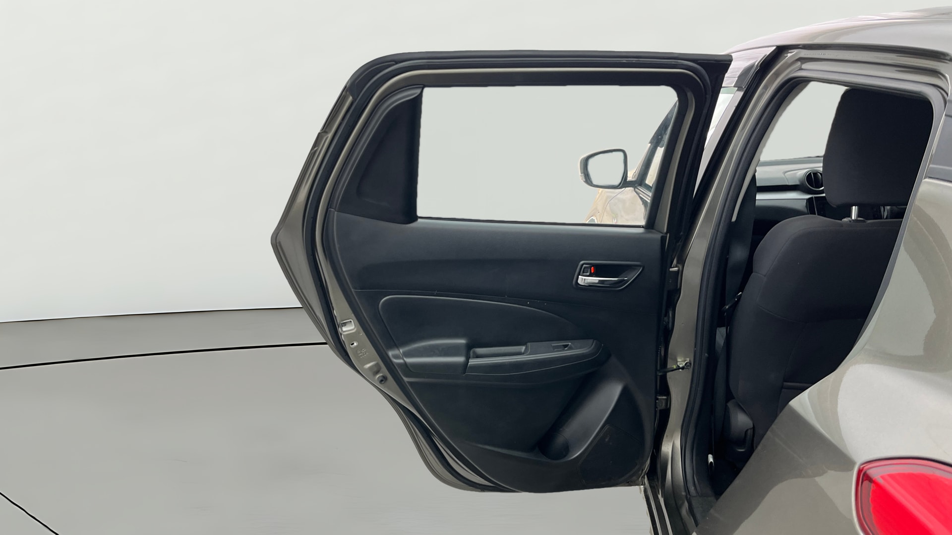 View 2023 Maruti Suzuki 1000 Base Variant Image 22 Used 2023 Maruti Suzuki 1000 Base Variant Image 22