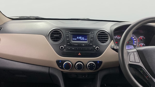 View Hyundai Grand i10 Image 17 Used Hyundai Grand i10 Image 17