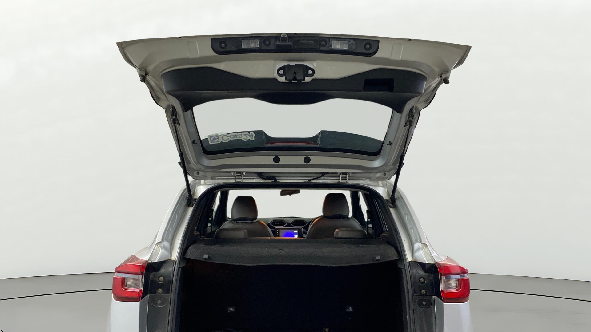 View 2022 Nissan Magnite XV Image 31 Used 2022 Nissan Magnite XV Image 31