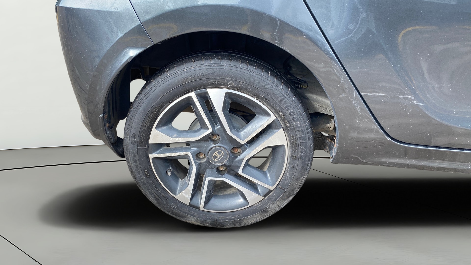 View 2021 Tata Tiago Revotorq XB Image 24 Used 2021 Tata Tiago Revotorq XB Image 24