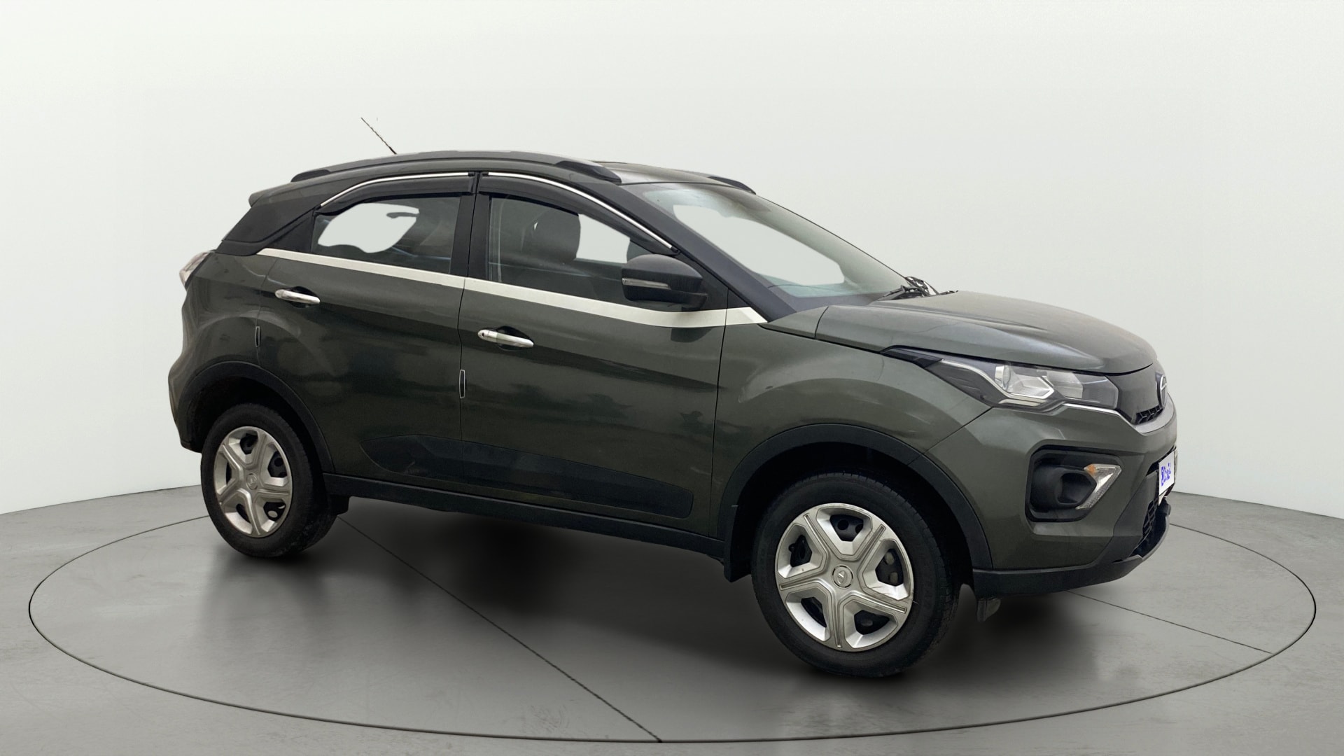 View 2023 Tata Nexon Revotron XE Image 36 Used 2023 Tata Nexon Revotron XE Image 36