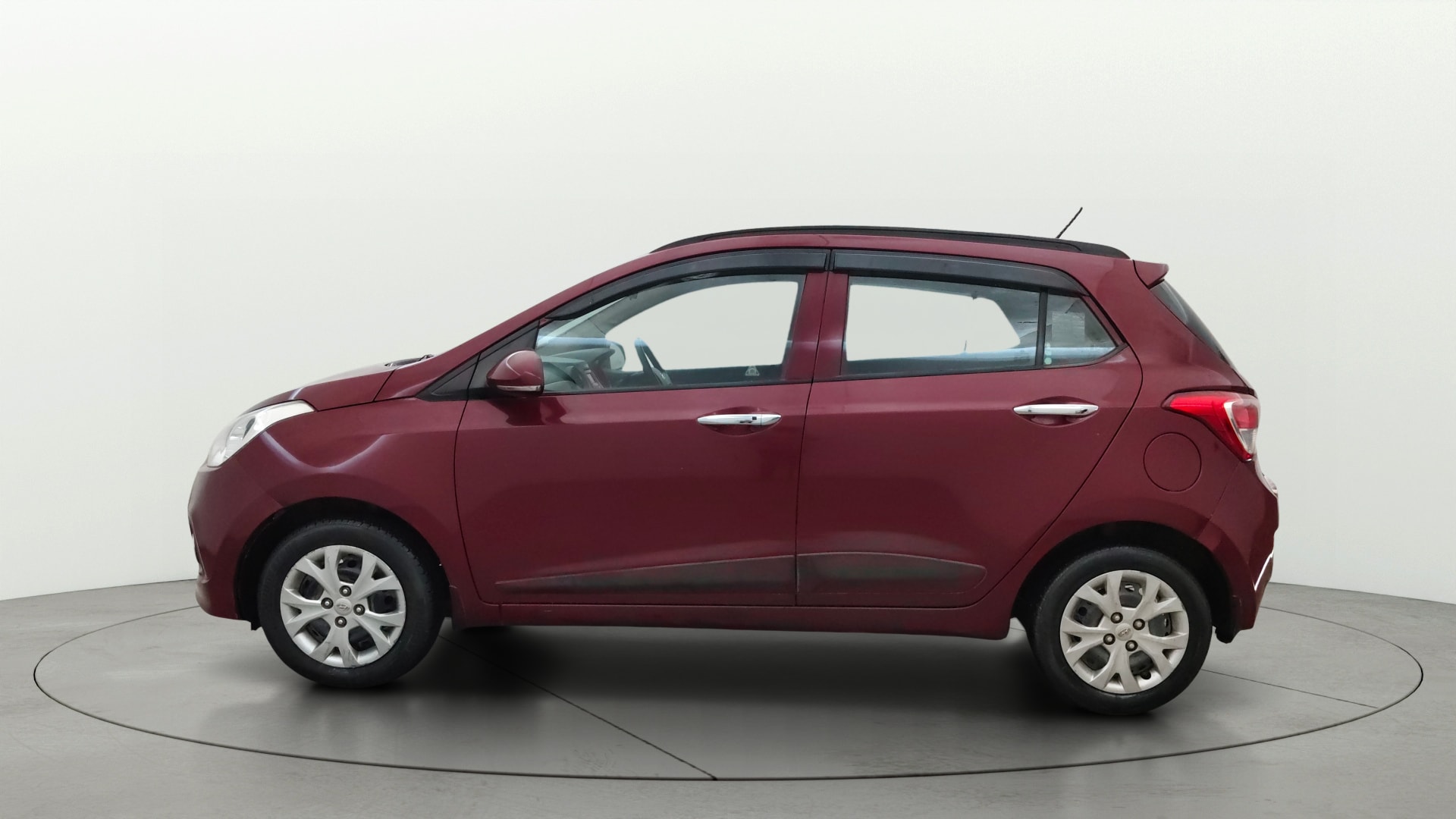 View 2014 Hyundai Grand i10 Sportz 1.2 Kappa Image 5 Used 2014 Hyundai Grand i10 Sportz 1.2 Kappa Image 5