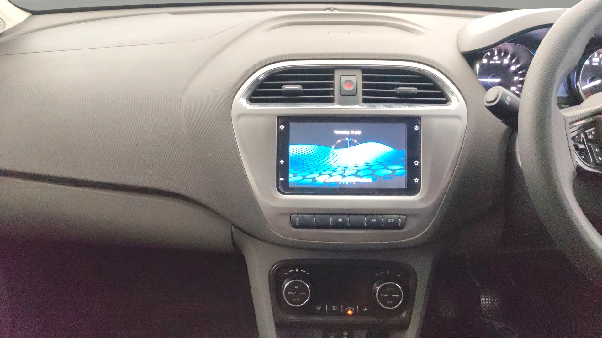 View 2018 Tata Tigor XE Diesel Image 17 Used 2018 Tata Tigor XE Diesel Image 17