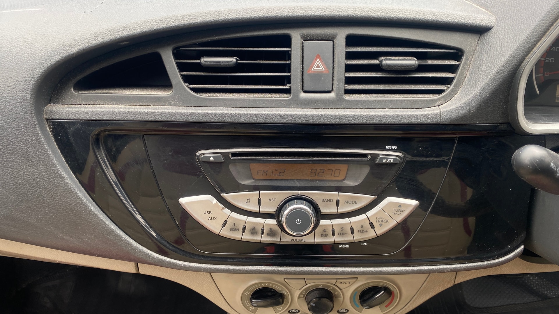 View 2017 Maruti Suzuki Alto K10 LX Image 17 Used 2017 Maruti Suzuki Alto K10 LX Image 17