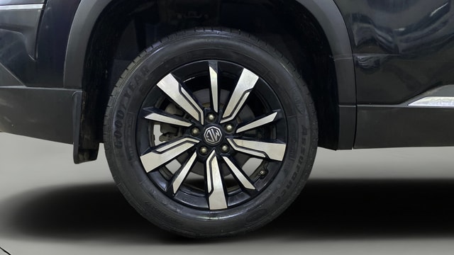 View MG Hector Image 35 Used MG Hector Image 35