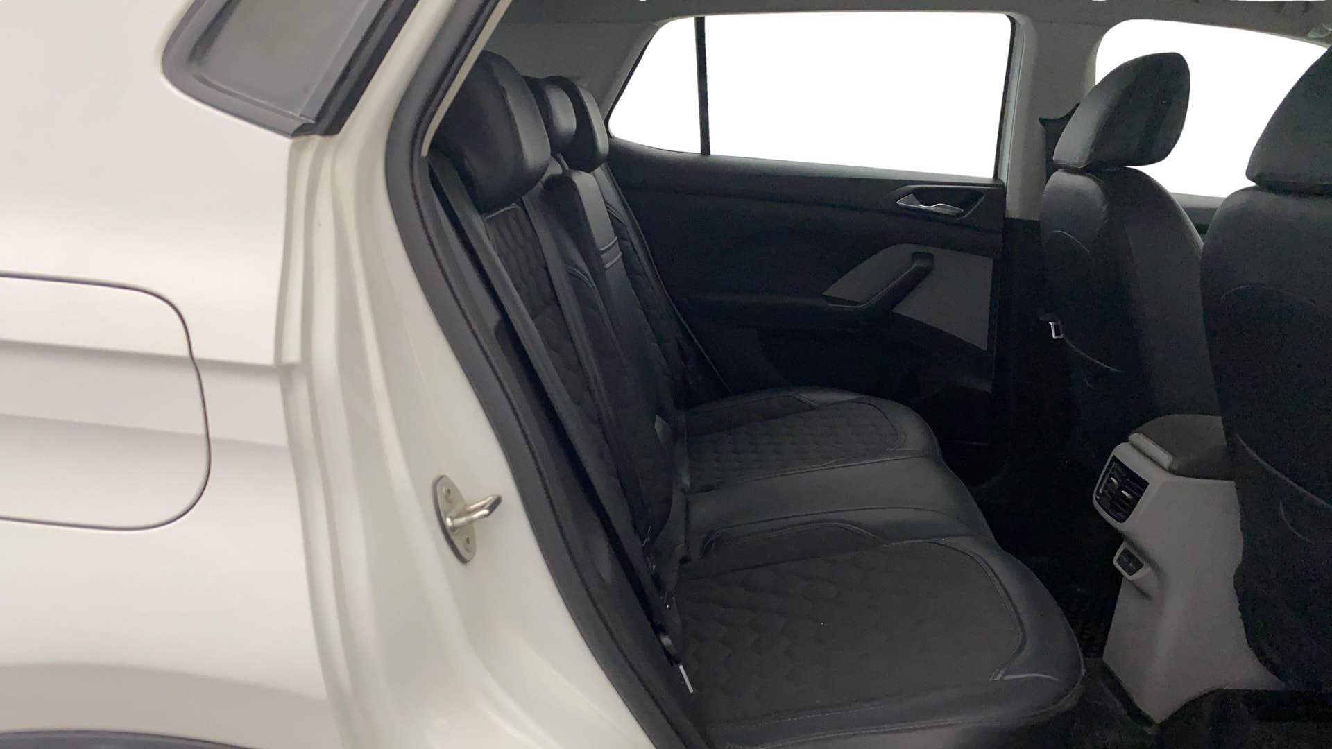 View 2022 Skoda Kushaq Ambition 1.0 TSI MT Image 10 Used 2022 Skoda Kushaq Ambition 1.0 TSI MT Image 10