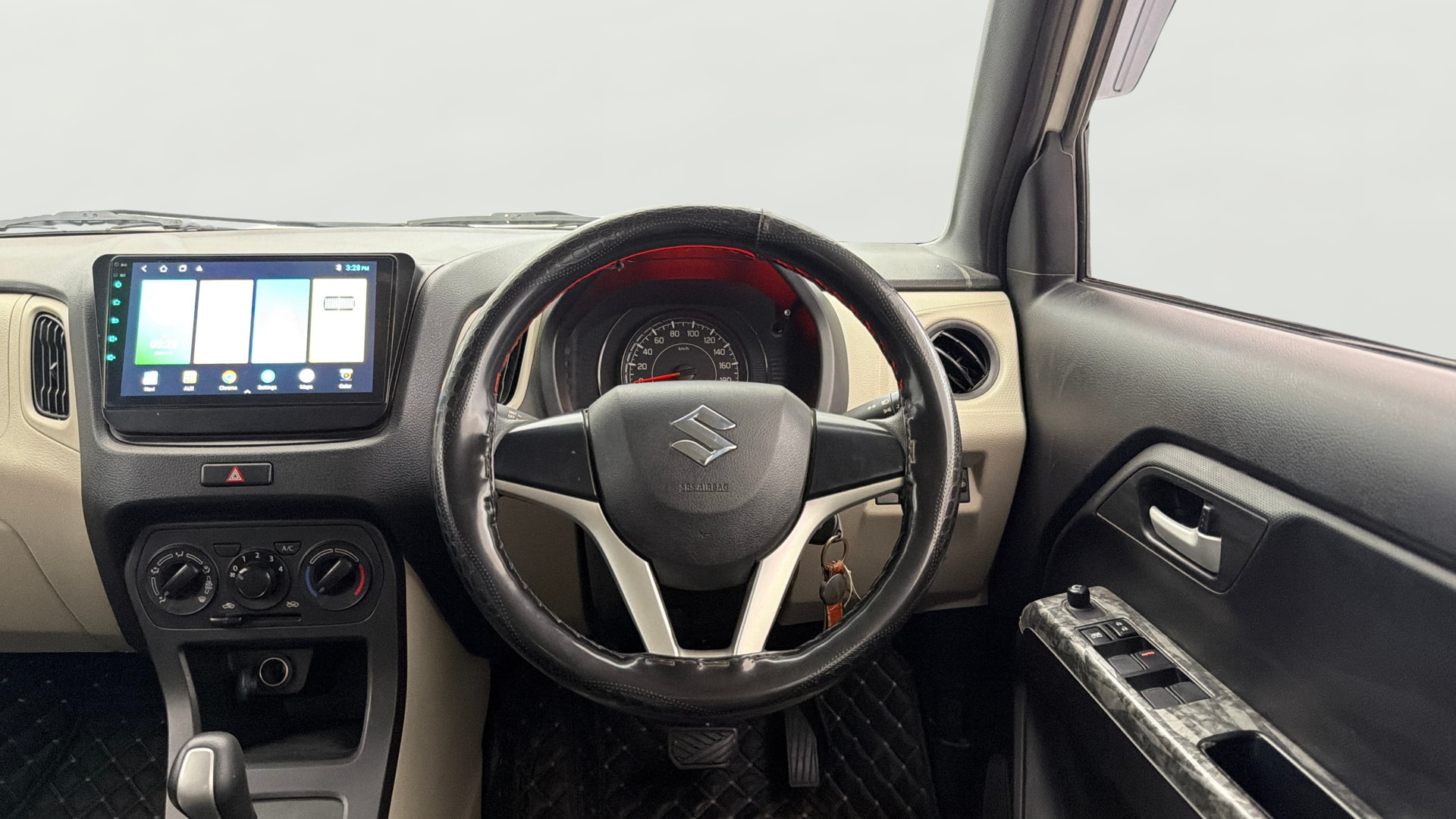 View 2022 Maruti Suzuki 1000 Base Variant Image 12 Used 2022 Maruti Suzuki 1000 Base Variant Image 12
