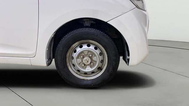 View Hyundai EON Image 39 Used Hyundai EON Image 39