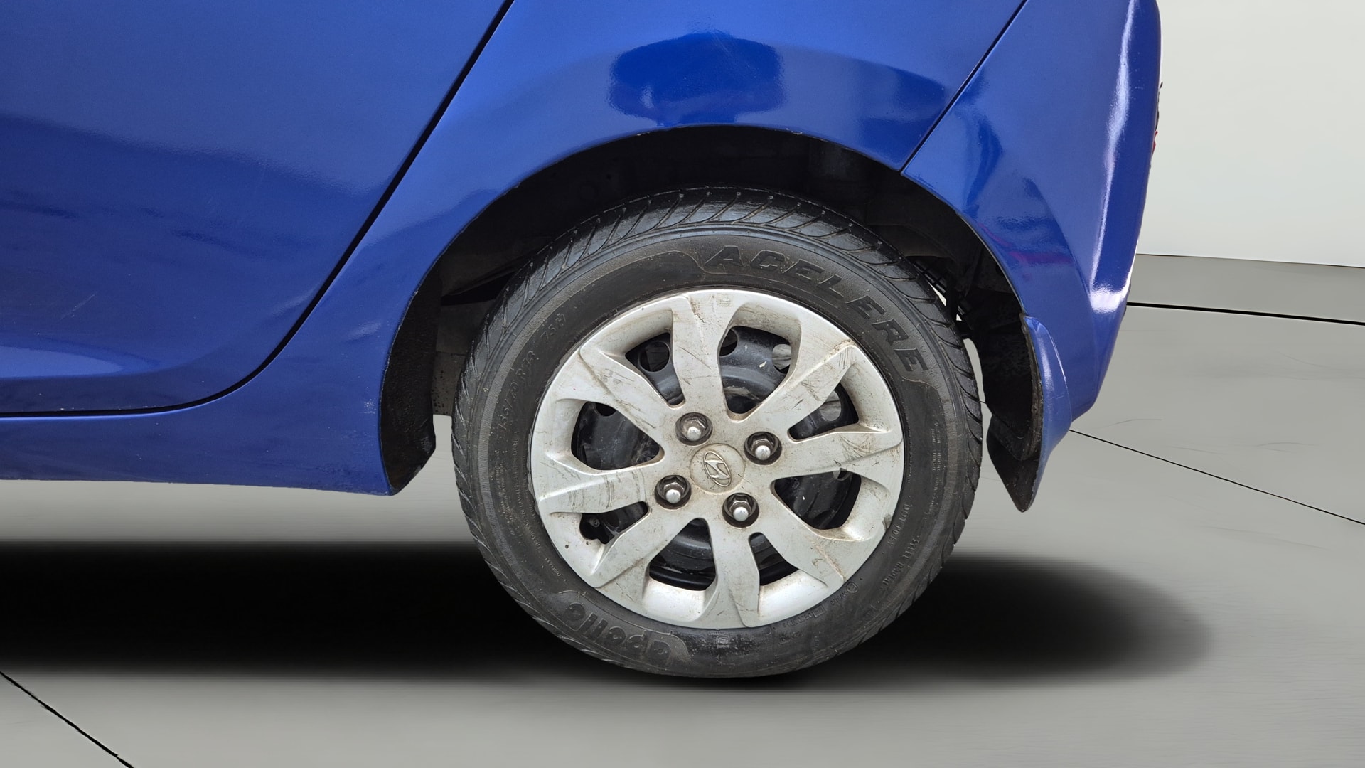 View 2014 Hyundai EON Magna Plus Image 11 Used 2014 Hyundai EON Magna Plus Image 11