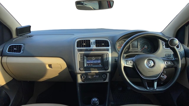 View Volkswagen Polo Image 16 Used Volkswagen Polo Image 16