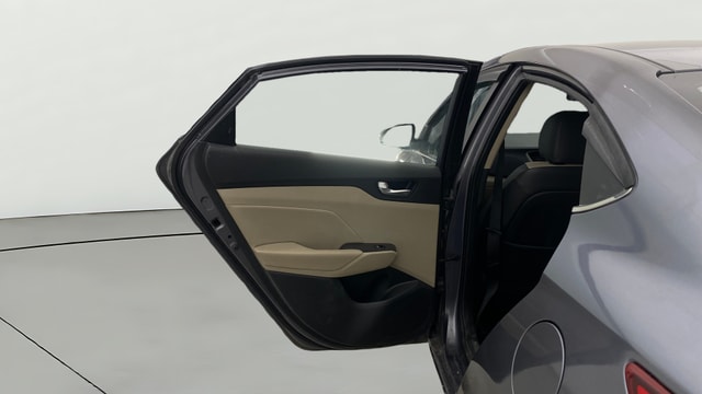 View Hyundai Verna Image 23 Used Hyundai Verna Image 23