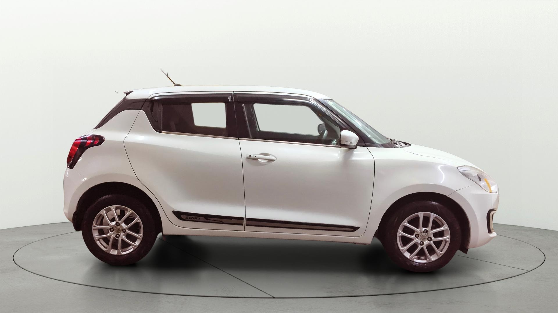 View 2019 Maruti Suzuki 1000 Base Variant Image 9 Used 2019 Maruti Suzuki 1000 Base Variant Image 9