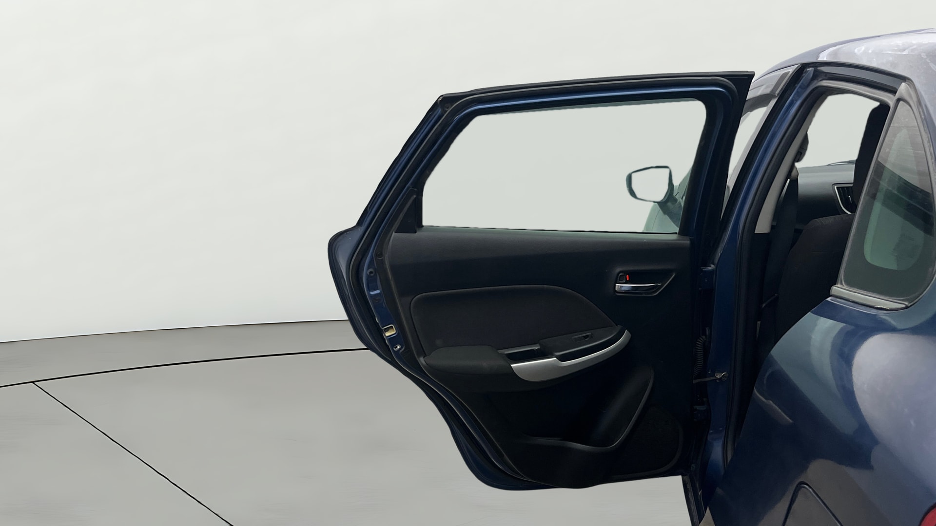 View 2018 Maruti Suzuki 1000 Base Variant Image 14 Used 2018 Maruti Suzuki 1000 Base Variant Image 14