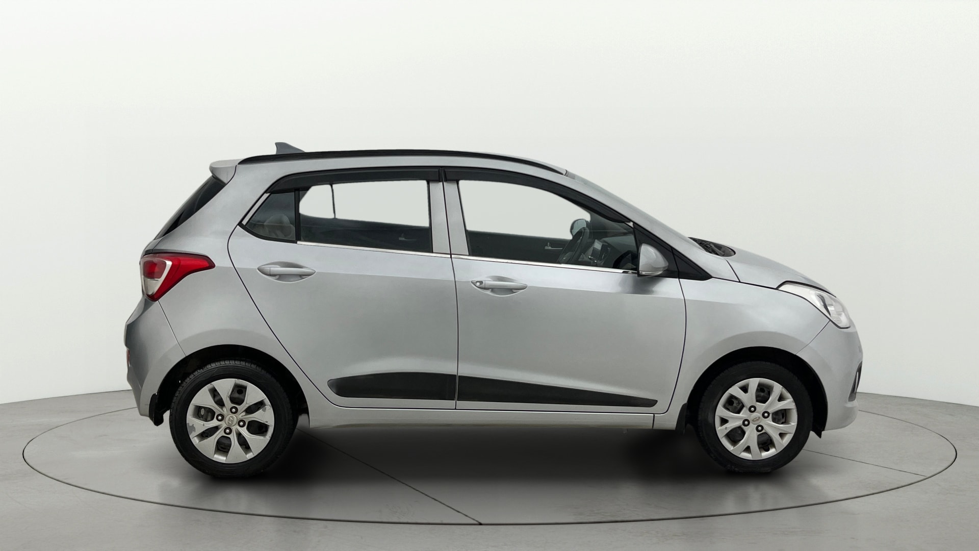 Used 2016 Hyundai Grand i10 Used 2016 Hyundai Grand i10