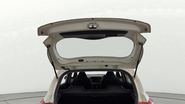 View Hyundai Grand i10 Image 30 Used Hyundai Grand i10 Image 30
