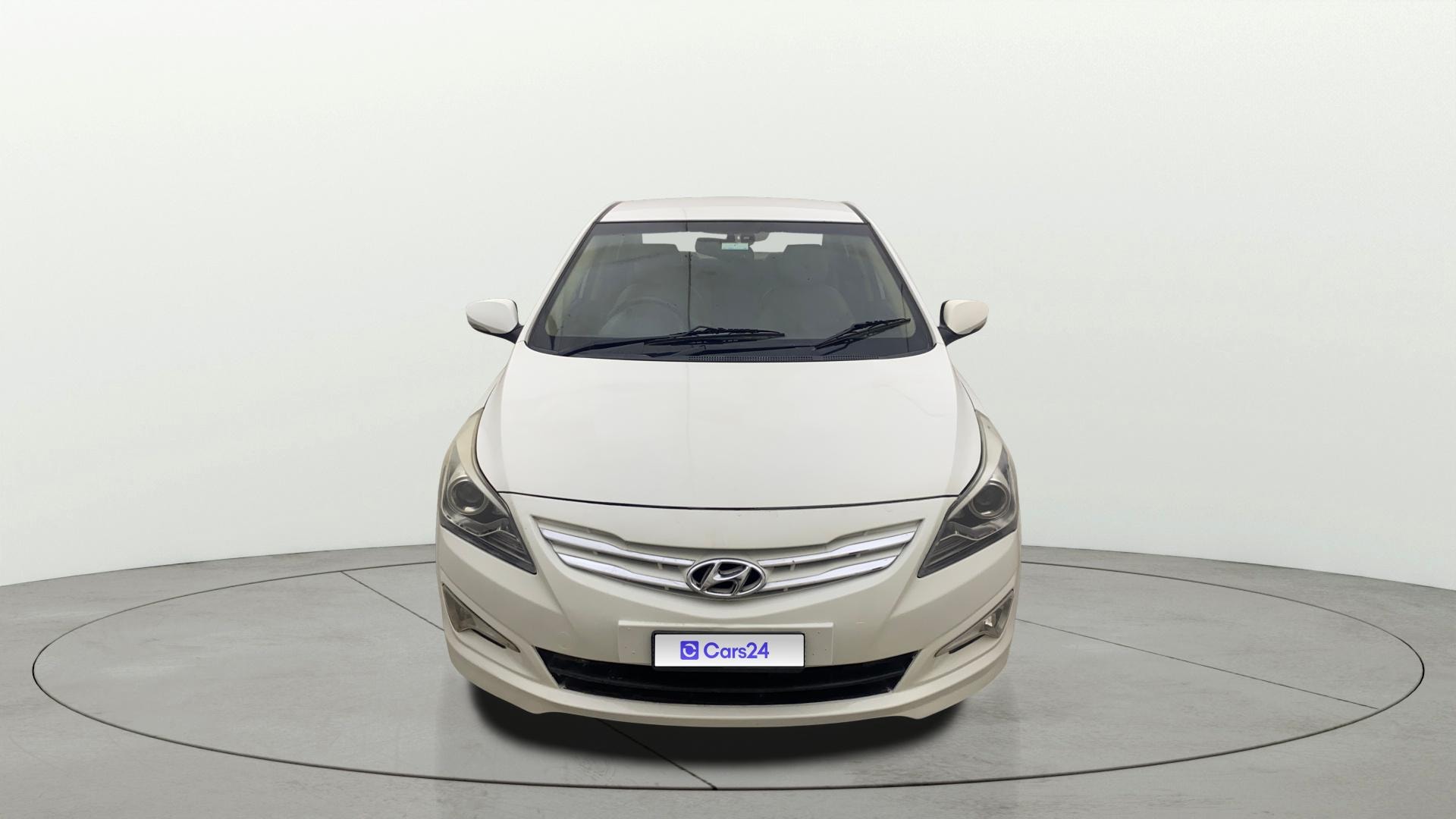 View 2016 Hyundai Verna 1.6 CRDi SX (O) Image 1 Used 2016 Hyundai Verna 1.6 CRDi SX (O) Image 1