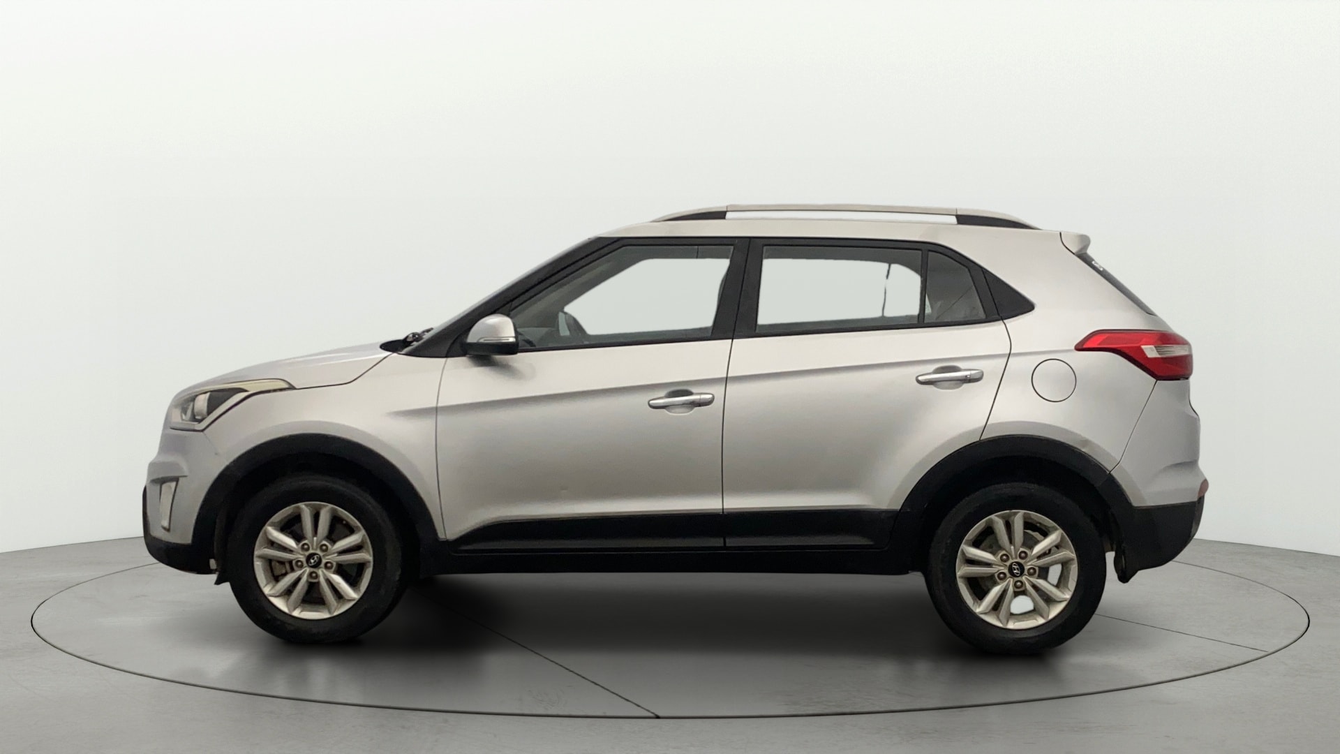 View 2016 Hyundai Creta 1.6 SX Plus Petrol Image 5 Used 2016 Hyundai Creta 1.6 SX Plus Petrol Image 5