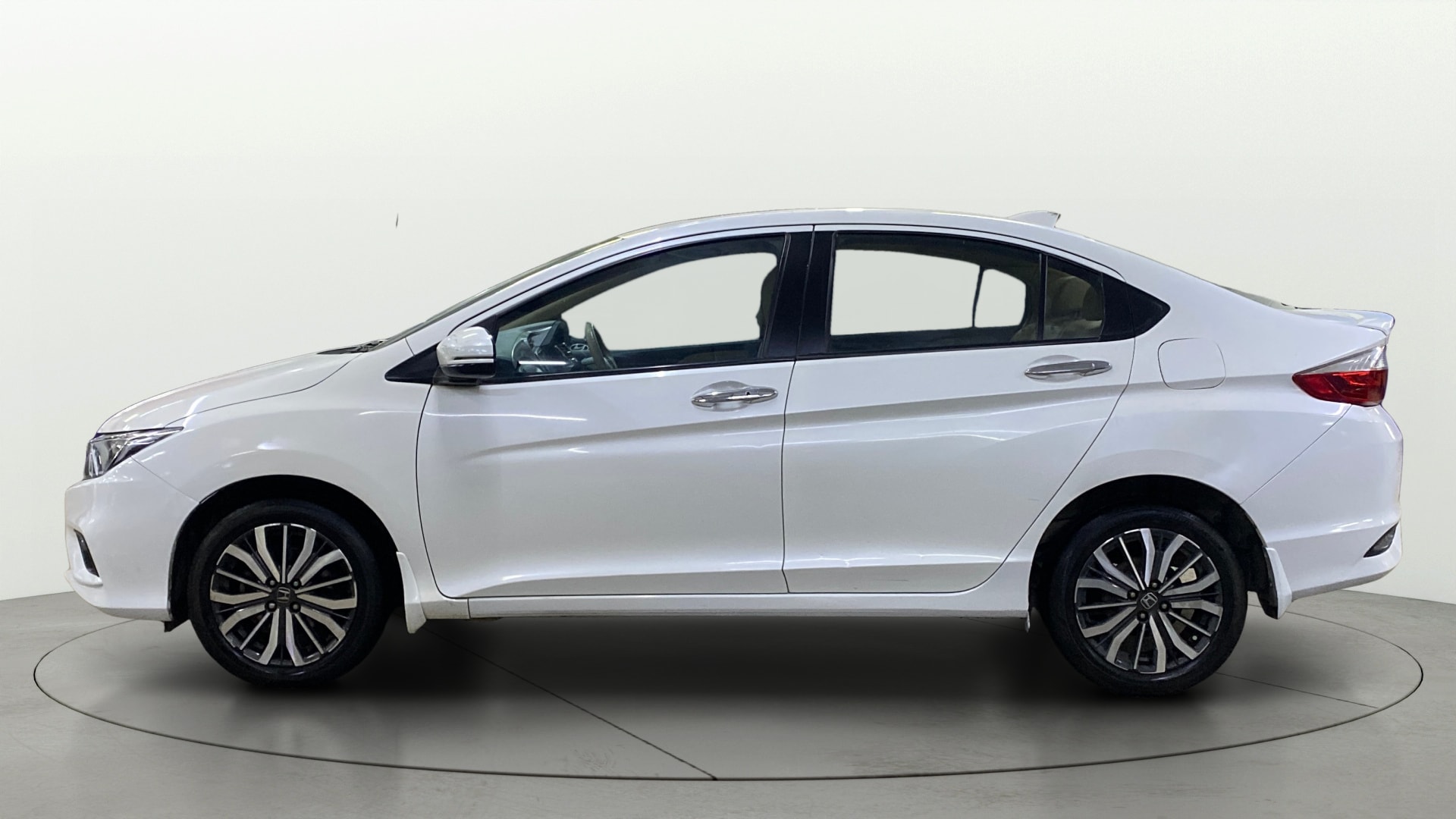 View 2018 Honda City ZX CVT Image 26 Used 2018 Honda City ZX CVT Image 26