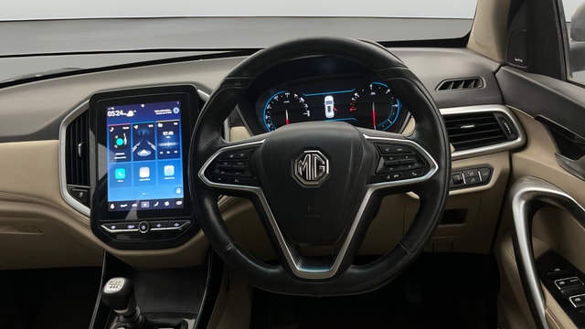 View MG Hector Image 13 Used MG Hector Image 13