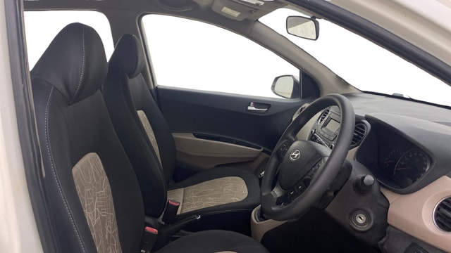 View Hyundai Grand i10 Image 25 Used Hyundai Grand i10 Image 25