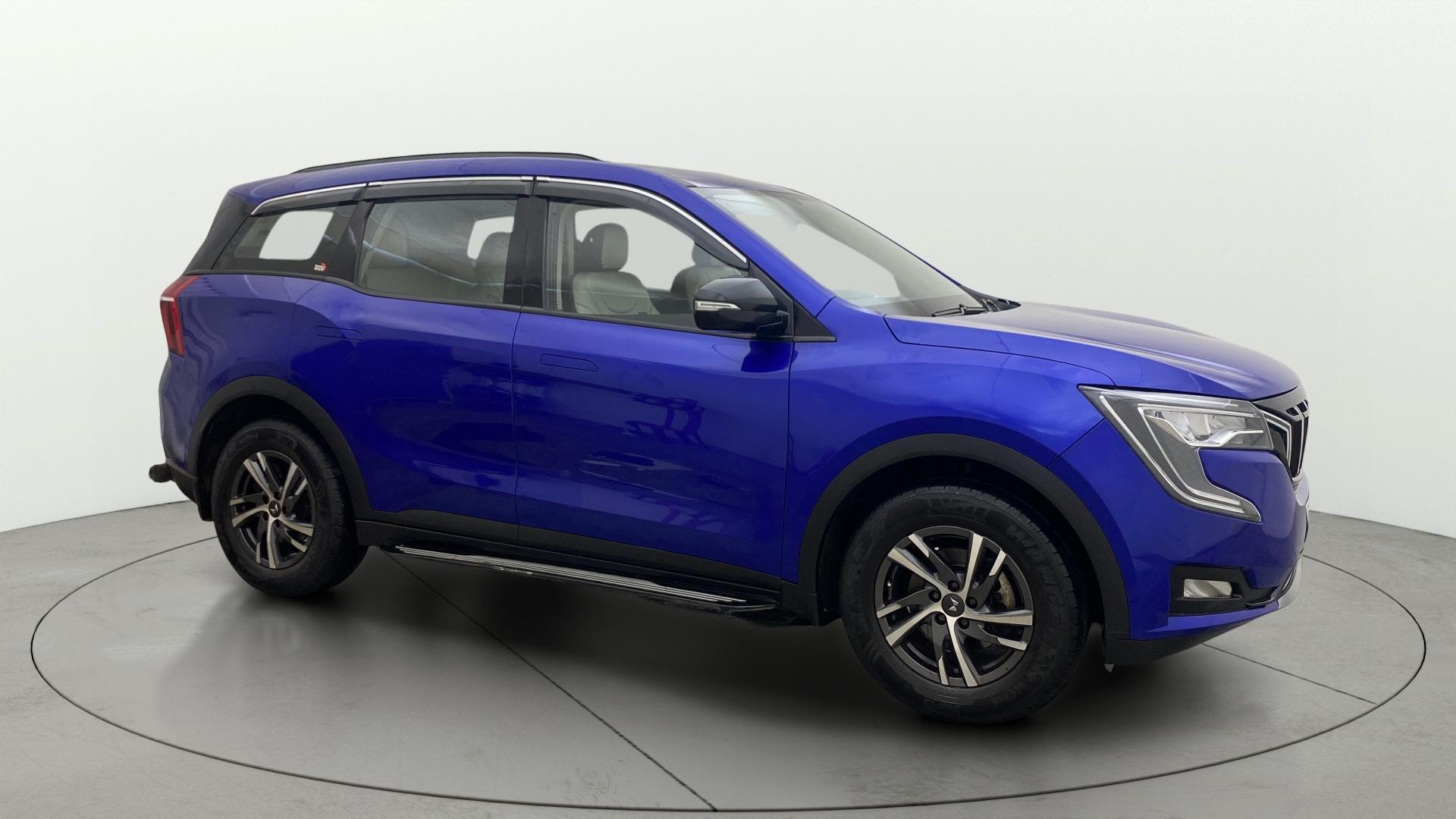 Used 2023 Mahindra XUV700 Used 2023 Mahindra XUV700