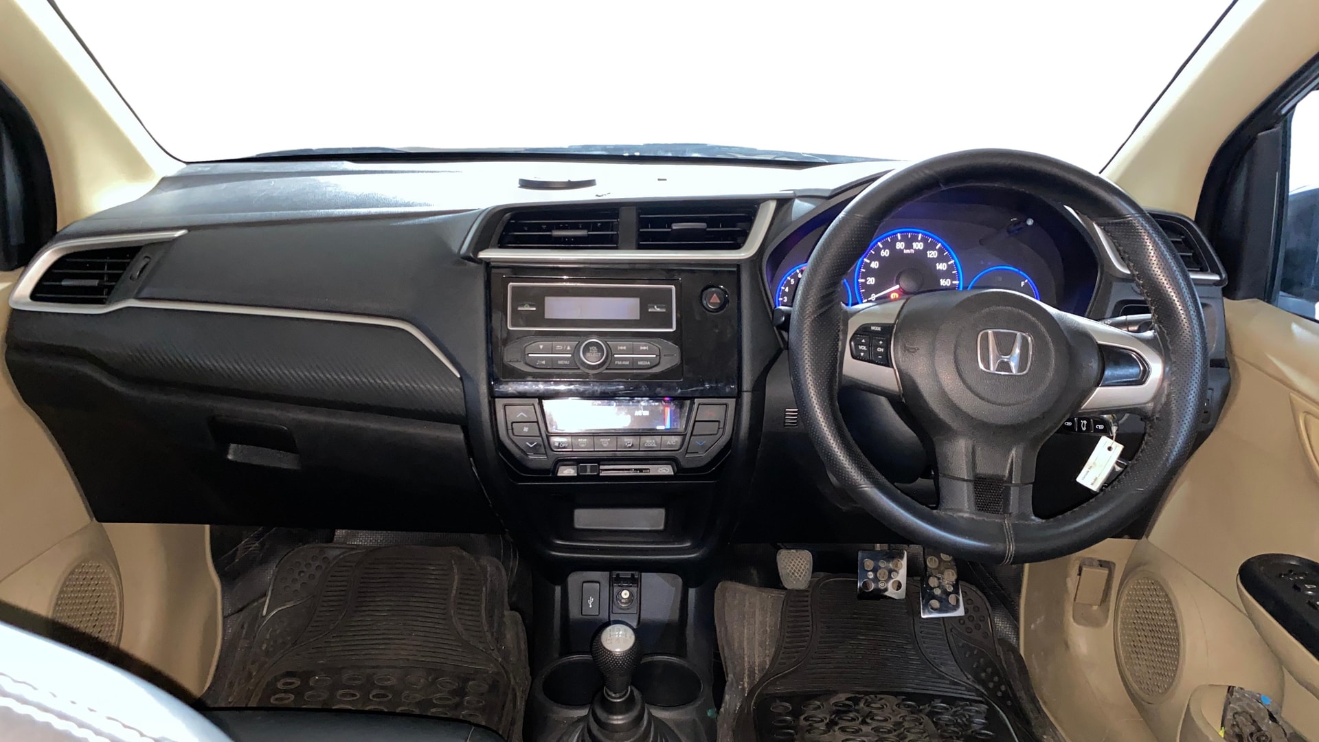 View 2017 Honda Brio S MT Petrol Image 15 Used 2017 Honda Brio S MT Petrol Image 15