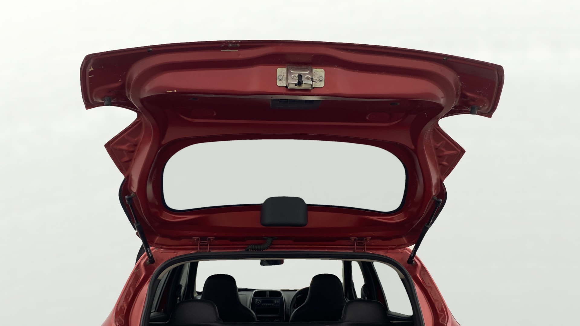 View 2018 Renault Kwid RXL Image 16 Used 2018 Renault Kwid RXL Image 16