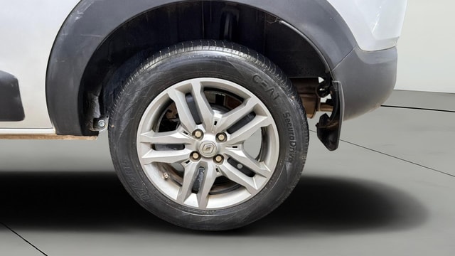 View Renault Triber Image 11 Used Renault Triber Image 11